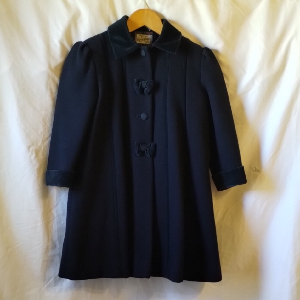 Rothschild Navy Blue Girl's Coat with Velvet Accents.